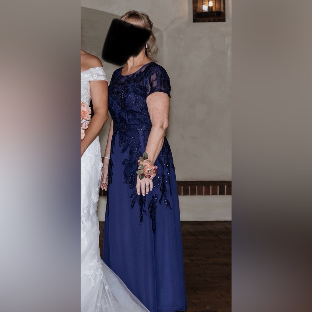 JJ’s House Mother of the Bride Dress SIZE 12